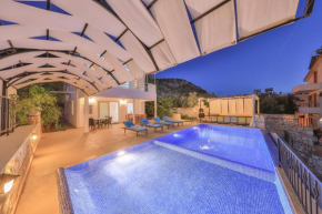 Villa Asfina, wunderschöne Villa mit 4 Schlafzimmern, privatem, solar beheiztem Pool und herrlichem Meerblick